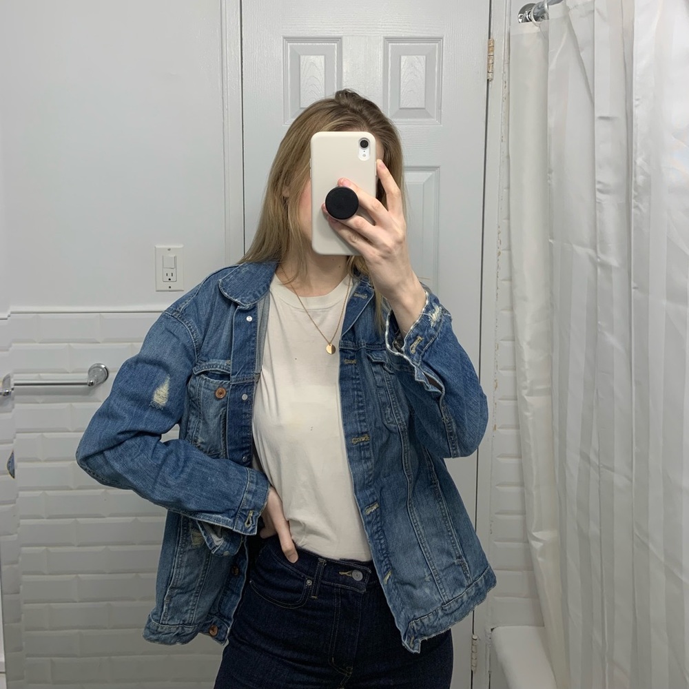 ZARA • NWOT Distressed Denim Jacket
